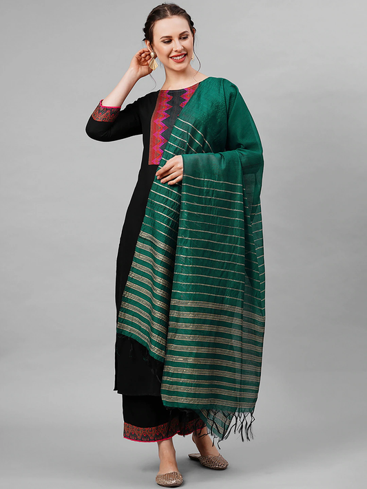 Women Black Yoke Design Kurta Set