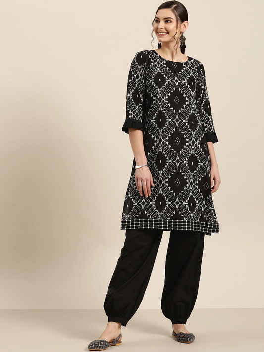 Women Printed Kurta with Salwar