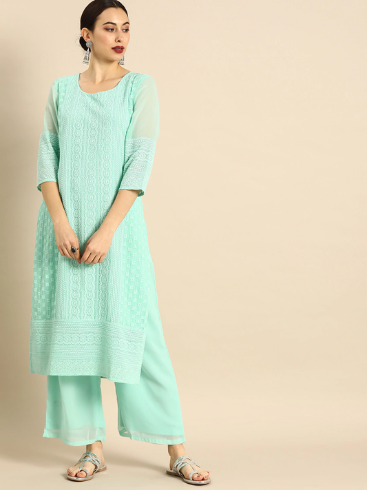 Women Blue Embroidered Kurta Set