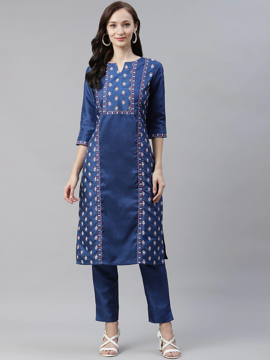 Women Blue Printed Kurta with Trousers