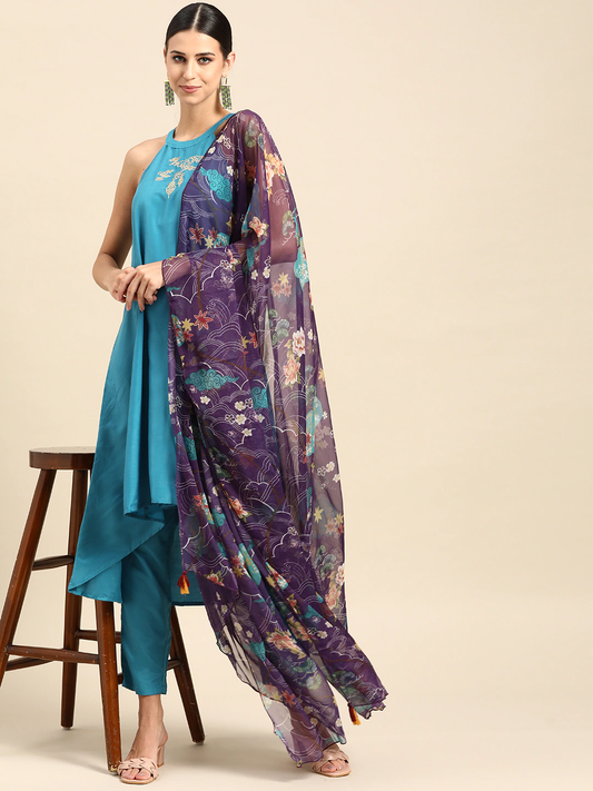 Women Blue Yoke Embroidered Kurta Set