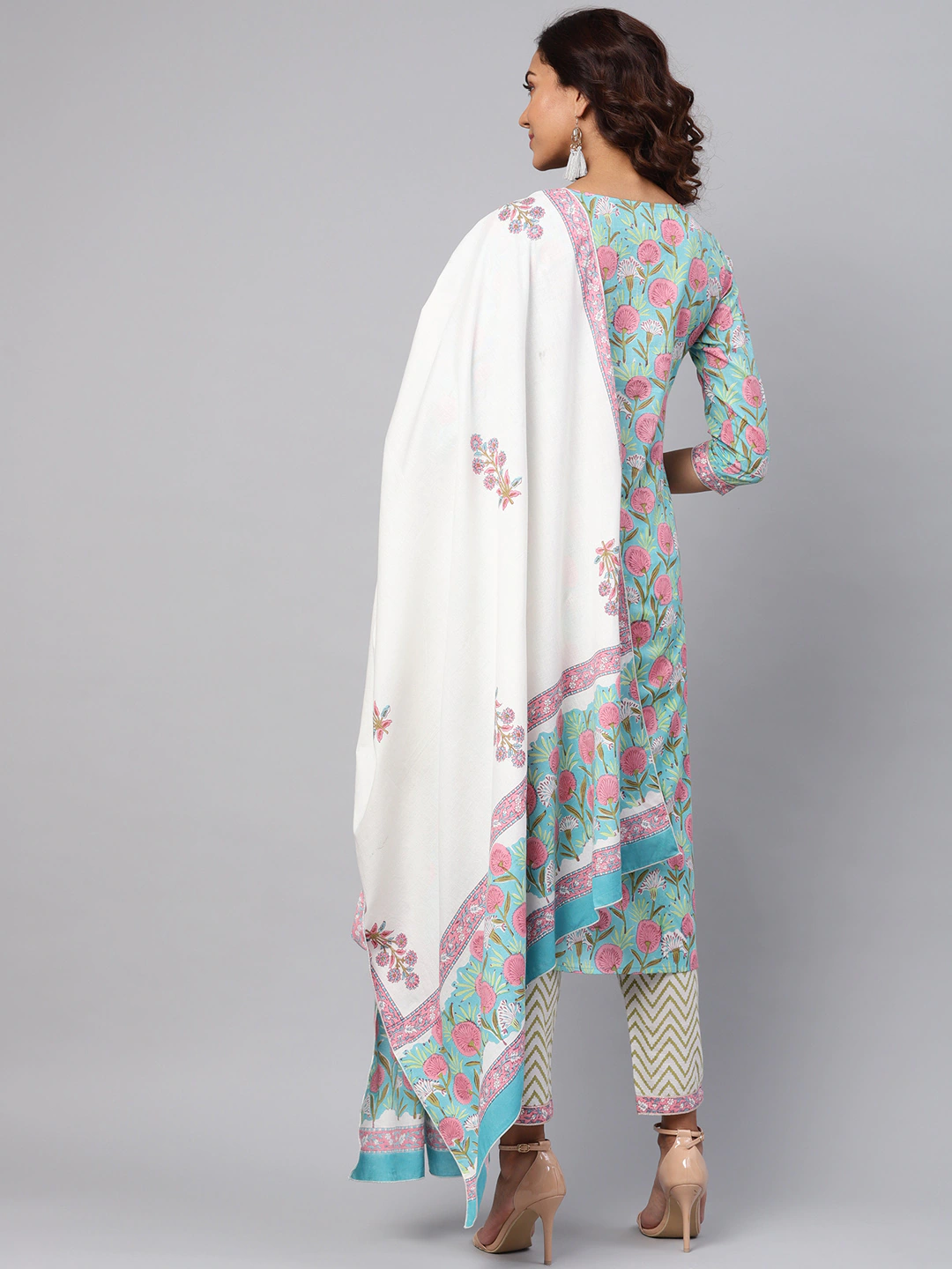 Women Blue & Off-White Printed Kurta Set