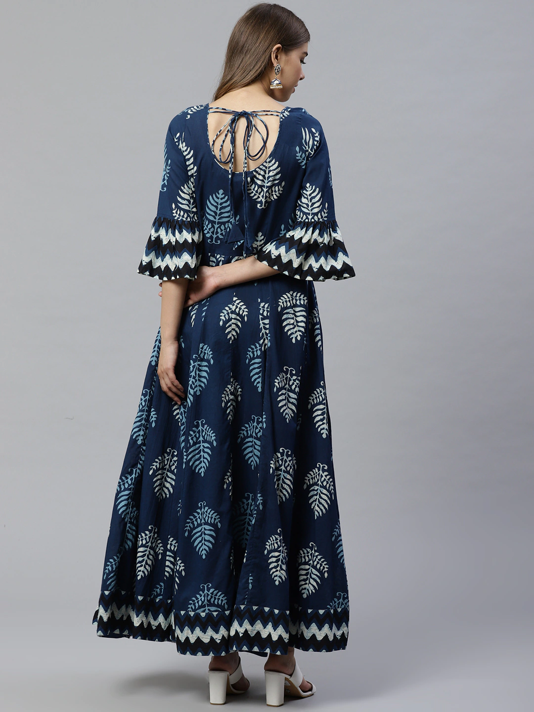 Women Blue & White Printed Anarkali Kurta