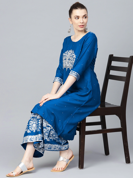 Women Blue & White Kurta Set