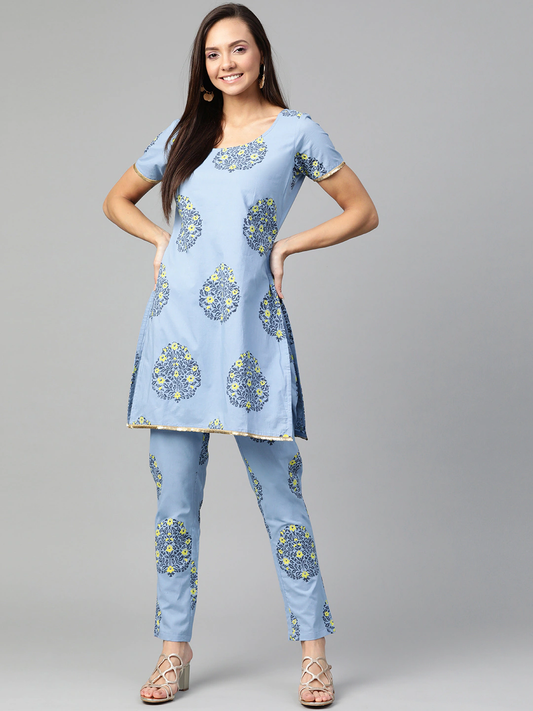 Women Blue Floral Printed Kurta Set