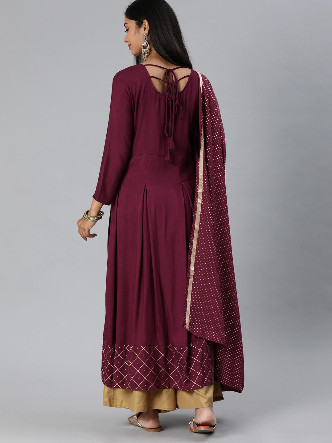 Women Solid Kurta with Palazzos & Dupatta