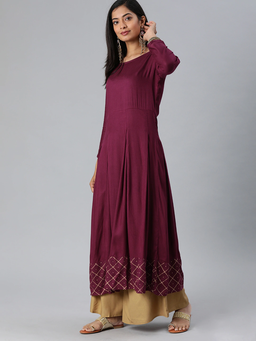 Women Solid Kurta with Palazzos & Dupatta