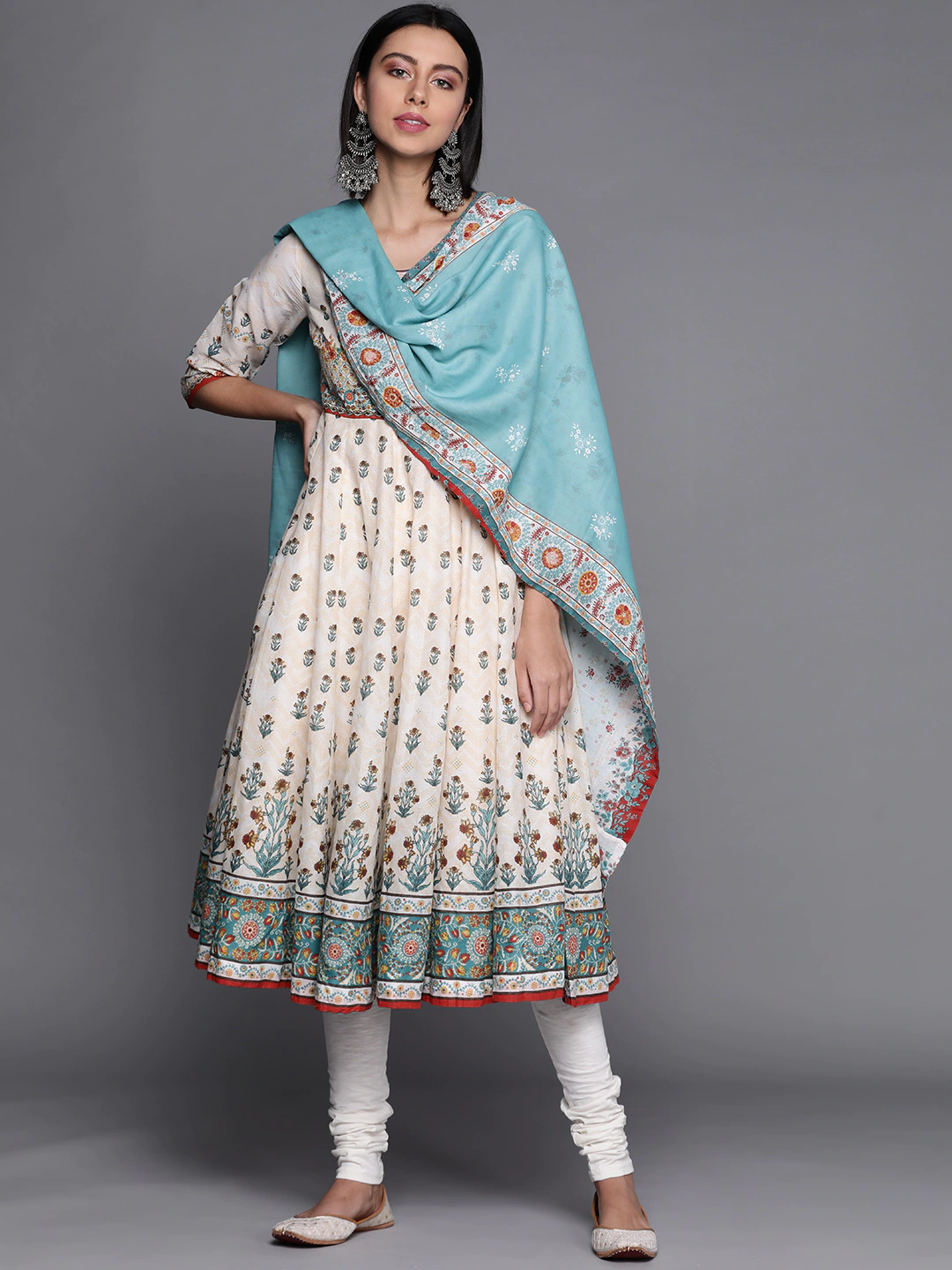 Women Cream-Coloured Cotton Kurta, Churidar & Dupatta