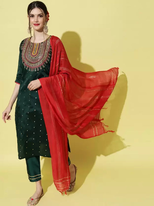 Women Dark Green Embroidered Silk Blend Kurta set