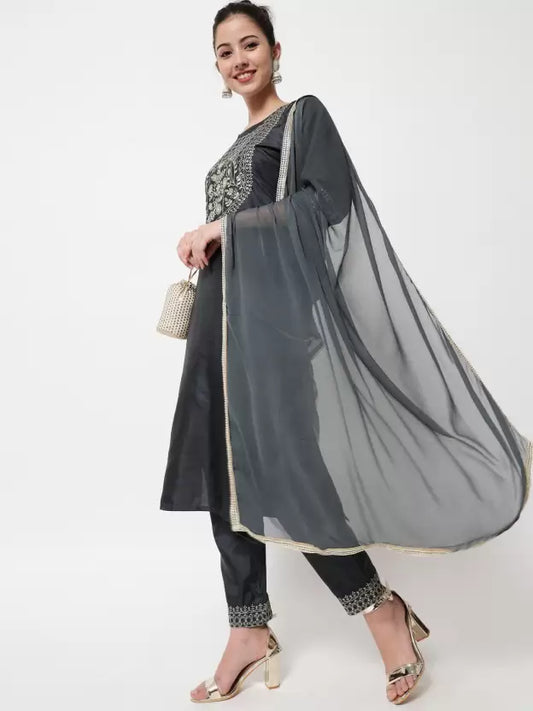 Women Embroidered Grey Silk Blend Kurta set