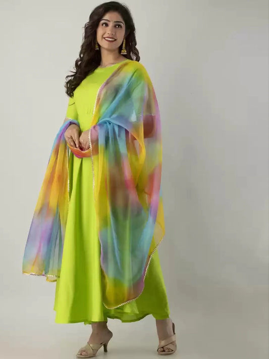 Women Fluorescent Green Embroidered Kurta Set