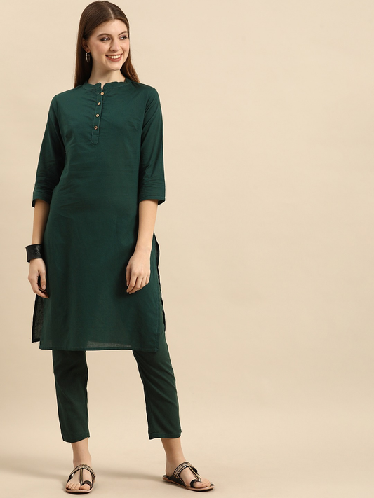 Women Green Solid Kurta with Trousers