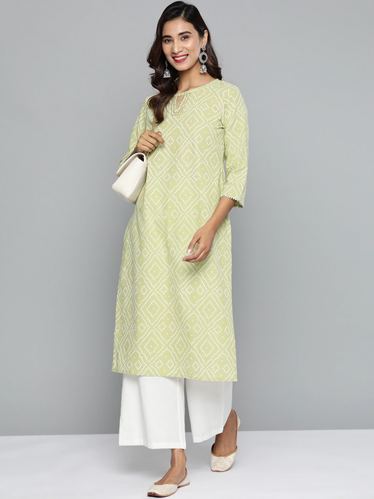 Women Green & Off-White Kurta Set