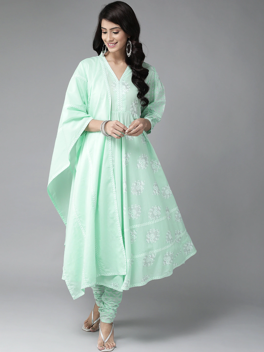 Women Green & Off-White Printed Pure Cotton Kurta Set