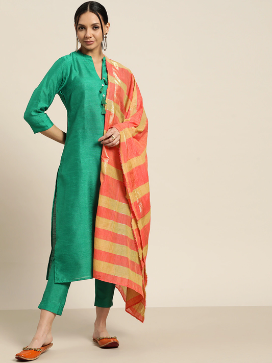 Women Green & Peach-Colored Kurta Set