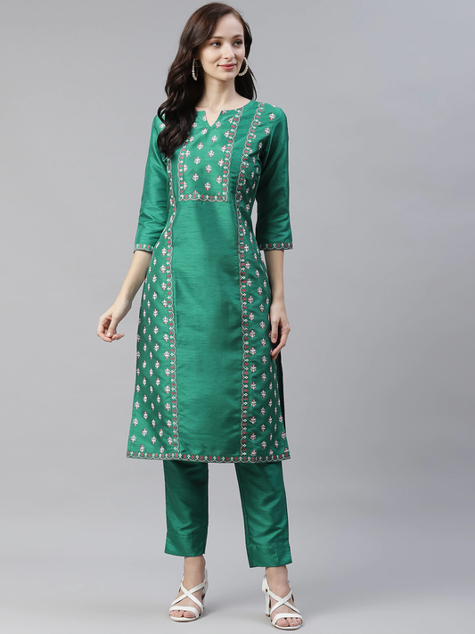 Women Green & Red Floral Kurta with Trousers