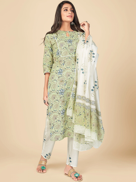Women Green & White Floral Printed Kurta Set