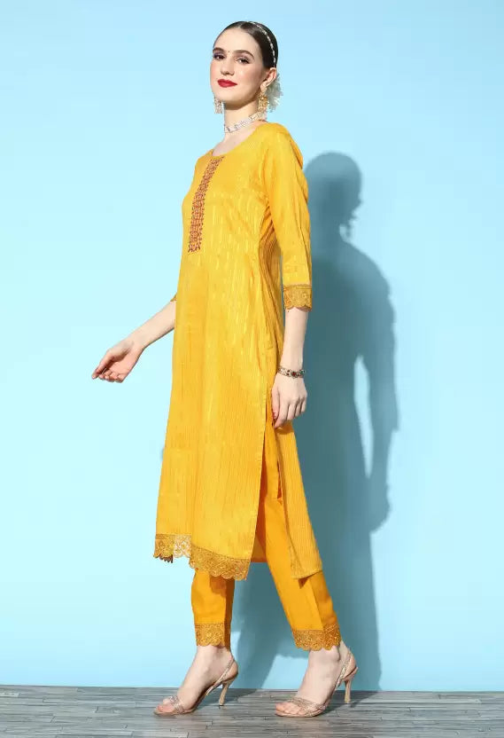 Women Kurta Pant And Dupatta Set Silk Blend