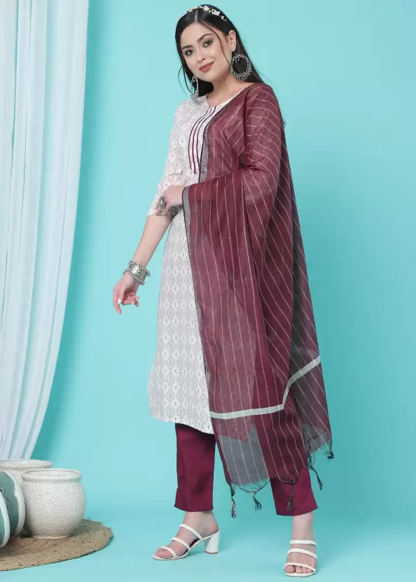 Women Kurta Pant And Dupatta Set Cotton Blend