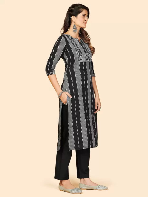 Women Kurta Pant And Dupatta Set Cotton Blend