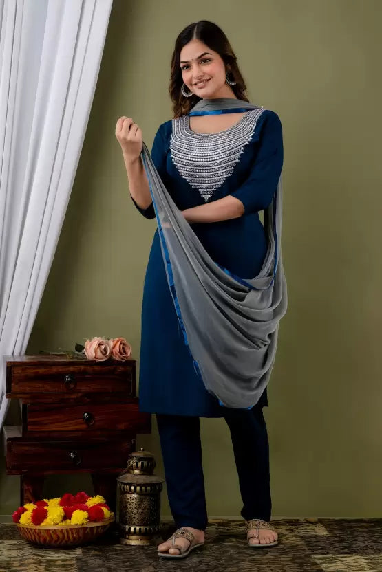Women Kurta Pant And Dupatta Set Cotton Rayon