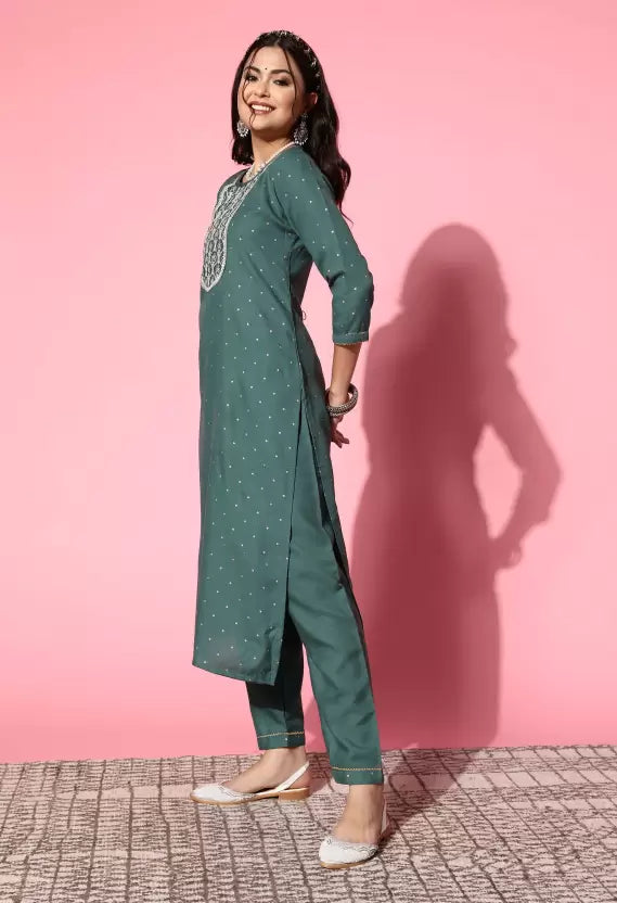 Women Kurta Pant And Dupatta Set Silk Blend