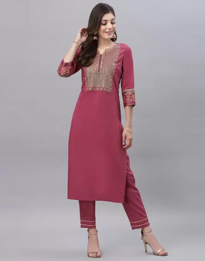 Women Kurta Pant And Dupatta Set Silk Blend