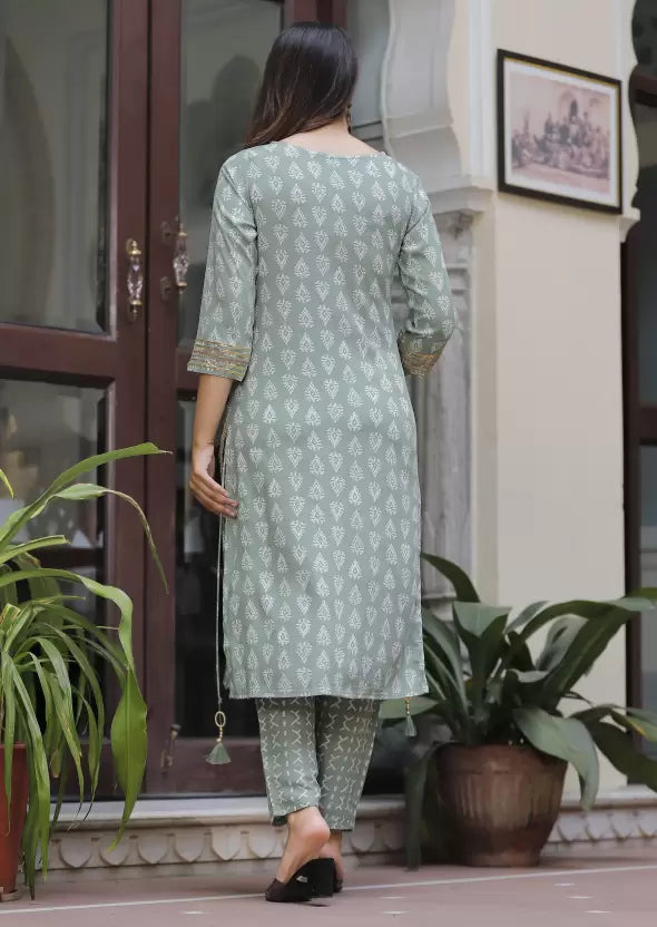 Women Kurta Pant And Dupatta Set Viscose Rayon