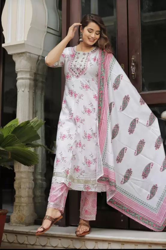 Women Kurta Pant And Dupatta Set Viscose Rayon