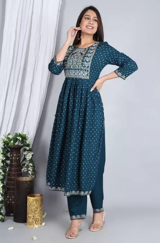 Women Viscose Rayon Kurta, Pant And Dupatta Set