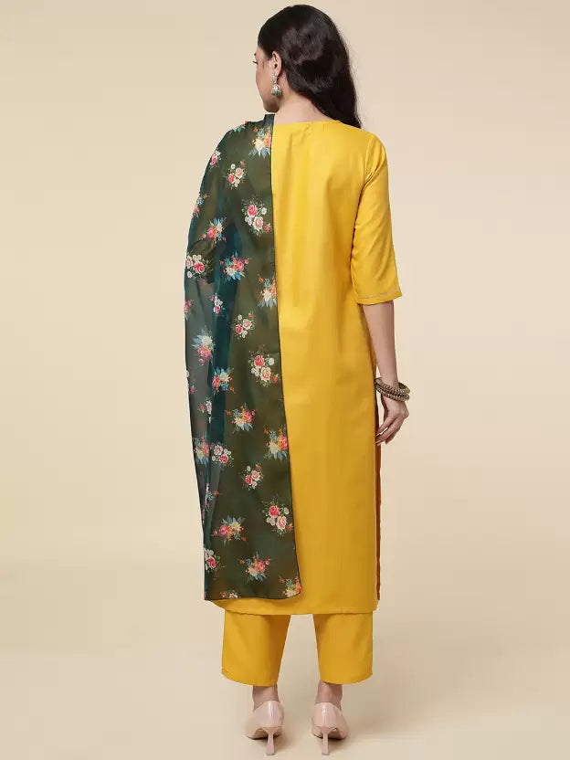 Women Kurta Pyjama & Dupatta Set Cotton Blend