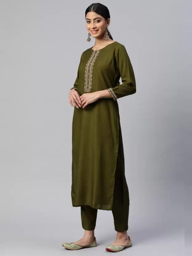 Women Kurta and Pant Set Viscose Rayon