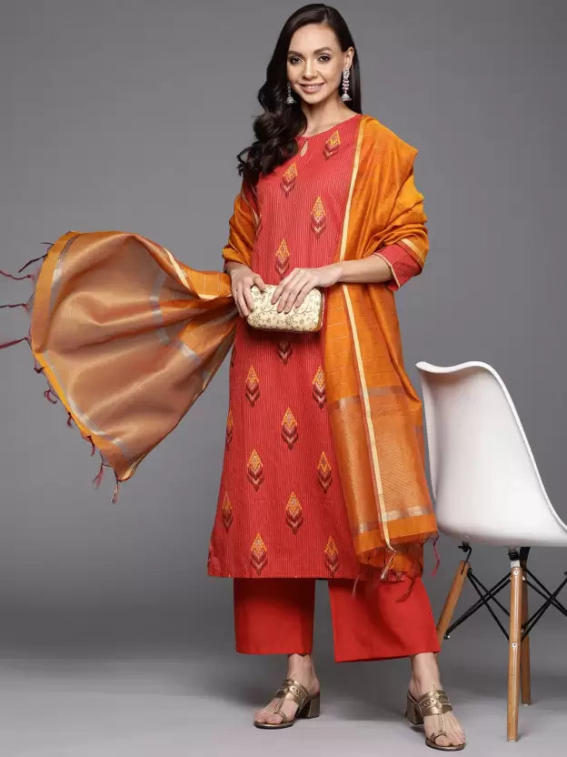 Women Cotton Blend Kurta and Trousers Set