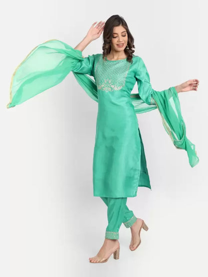 Women Light Green Cotton Blend Kurta set