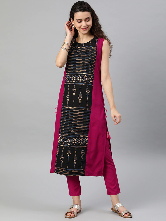 Women Magenta & Black Printed Kurta Set