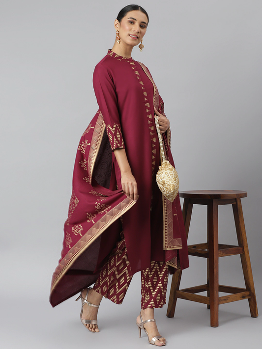 Women Maroon Solid Kurta Set