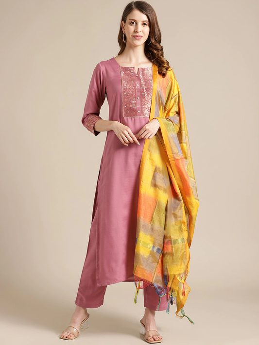 Women Mauve Ethnic Motifs Yoke Design Kurta Set