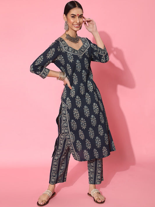 Women Navy Blue Embroidered Cotton Kurta Set