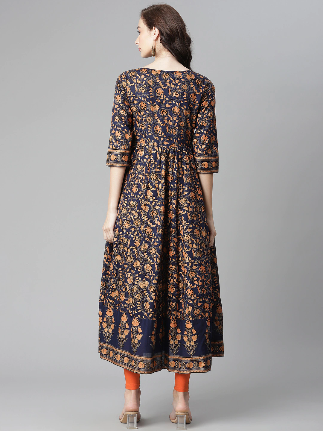 Women Navy Blue & Orange Printed Kurta Set