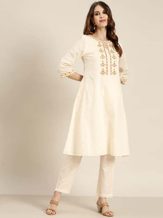 Women Off White Pure Cotton Kurta Set