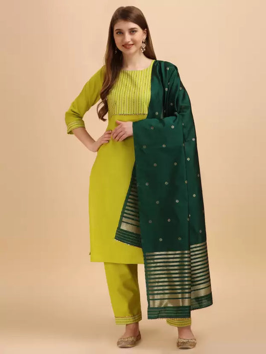 Women Parrot Green Cotton Blend Kurta set