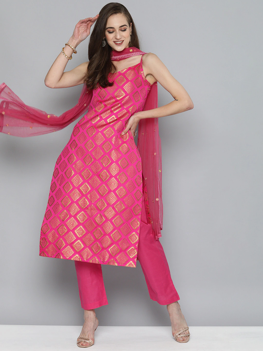 Women Pink & Gold-Toned Ethnic Kurta Set