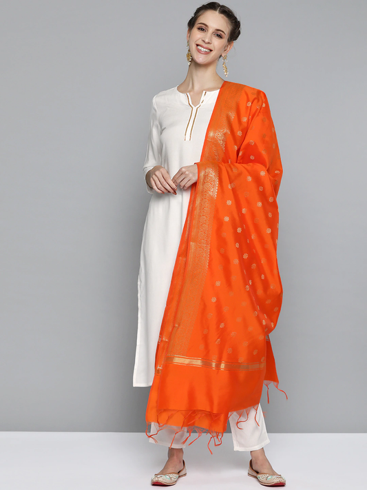 Women White Regular Kurta Set