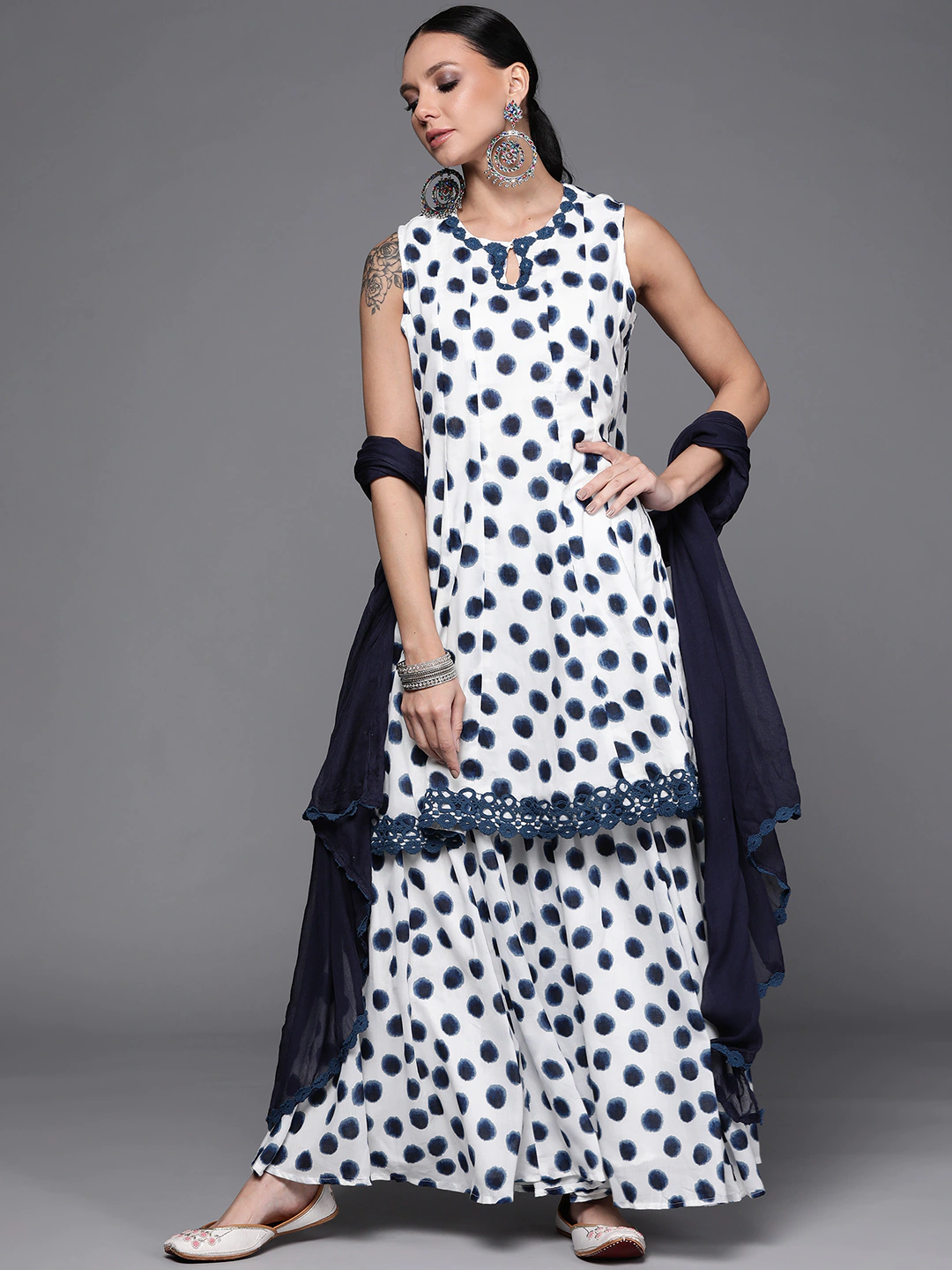 Women White & Navy Blue Kurta, Sharara & Dupatta Set
