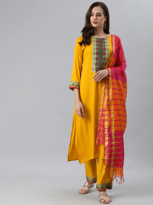 Women Yellow Yoke Design Cotton Kurta Set
