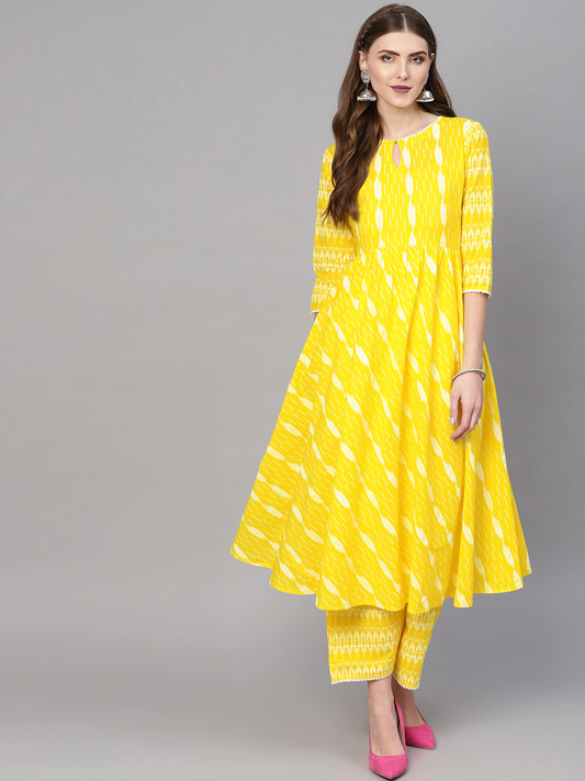 Women Yellow Printed Kurta Set