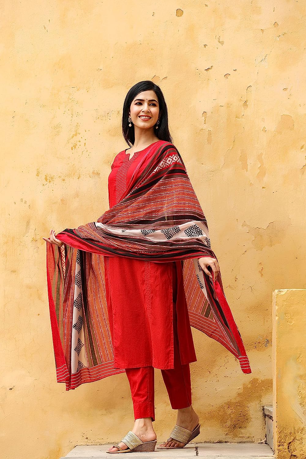 Women's Cotton Blend Solid Straight Kurta Pant with Dupatta Set