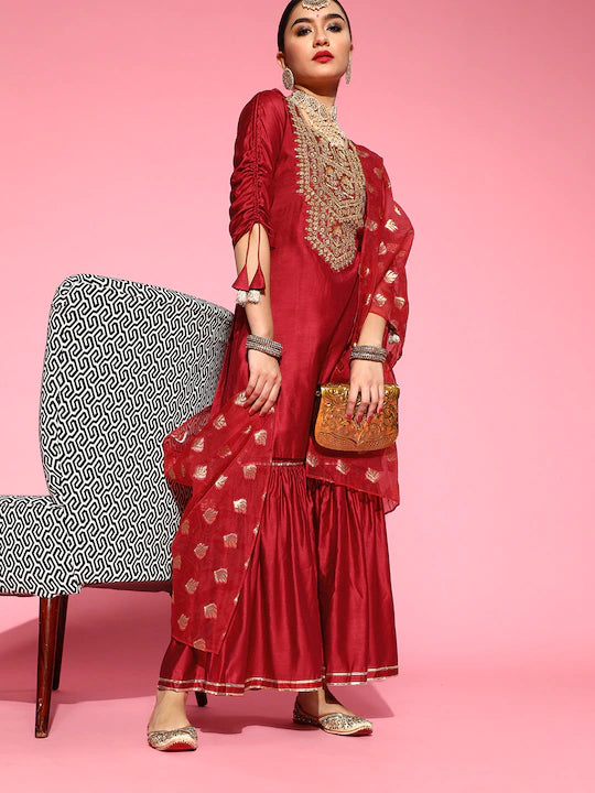 Women Ethnic Motifs Red Liva Kurta Set