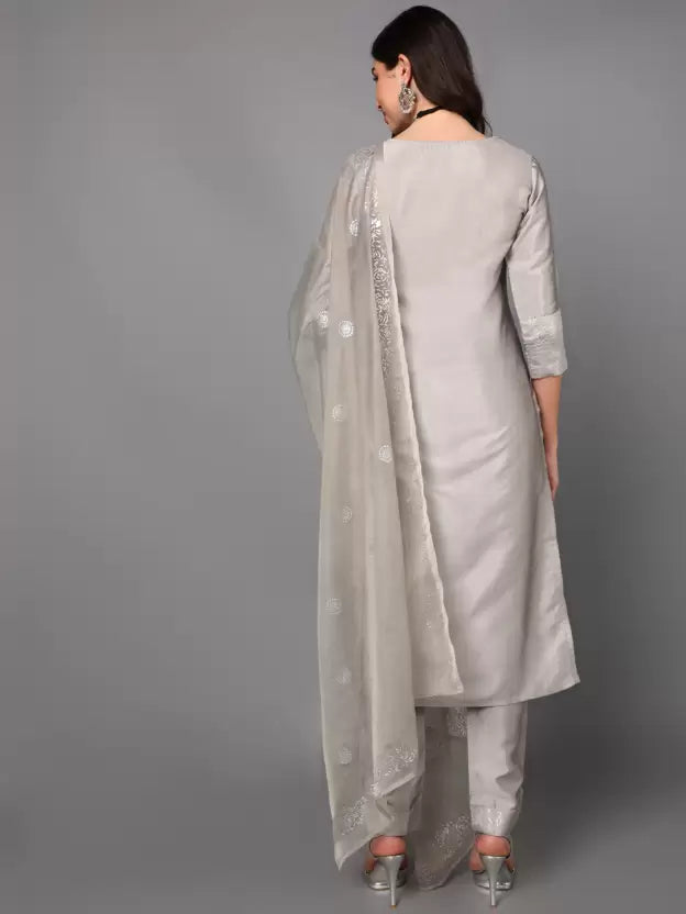 Women Silk Blend Grey Kurta and Trousers Set